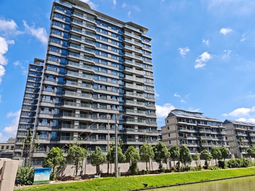 ս���ȴ�����������Ч��Ʒ��Ϊ���������¹�˾��Ŀ��չ